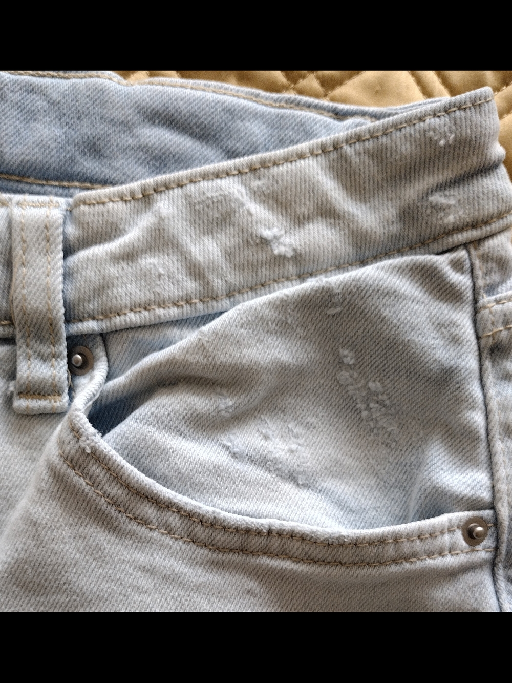 Light Blue Washed Denim High-Rise Tapered Jeans - Picture 4 of 9
